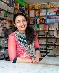 Nepal Drug Shops Jessica Scranton_200x250