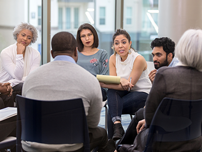 group listeners with therapist_400x300